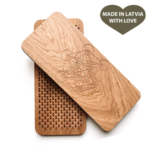 Unlock a transformative meditation experience with this Premium Oak Sadhu Board featuring copper nails and the sacred Metatron’s Cube design. Crafted from eco-friendly oak wood, this board is designed to enhance energy flow, stimulate reflexology points, and promote deep relaxation.